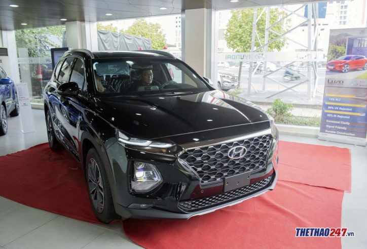 Vì sao Hyundai Santa Fe 2019 'gây sốt' với khách Việt