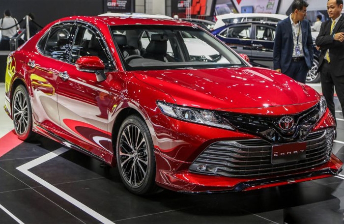 Toyota Camry 2019 sắp về VN có thêm bản độ TRD Sportivo