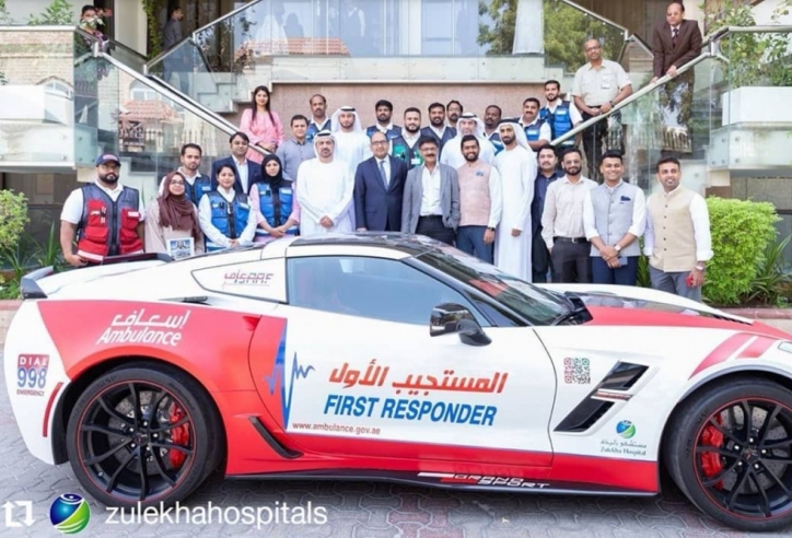 Dubai chọn Chevrolet Corvette và Nissan GT-R làm xe cứu thương