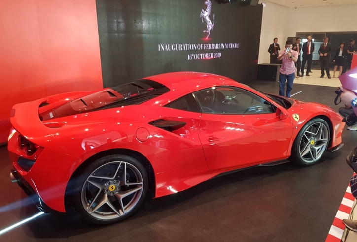 Ferrari khai trương showroom chính hãng đầu tiên tại Việt Nam