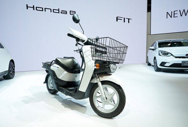 Xe máy điện Honda Benly E ra mắt, giá từ 157 triệu đồng