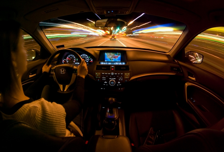 4 nguyên tắc “sống còn” khi lái xe ở tốc độ cao