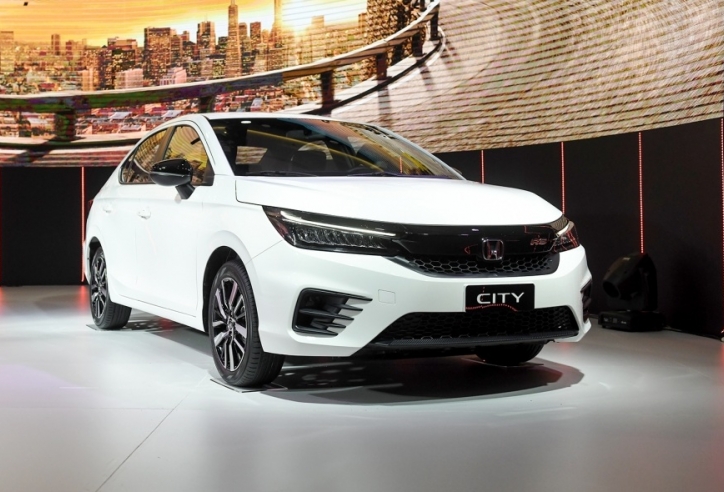 Giá xe Honda City 2021 giảm mạnh sau khi Vios mới ra mắt