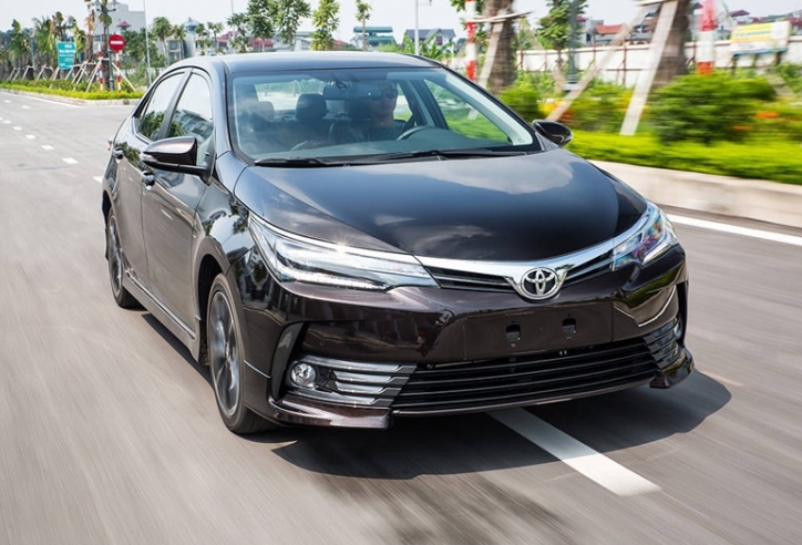 Toyota Corolla Altis bị triệu hồi tại Việt Nam do lỗi bơm xăng
