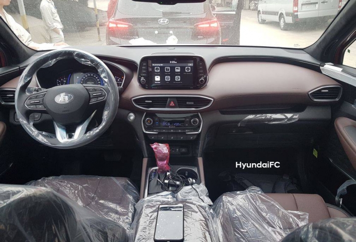 Hyundai Santa Fe 2019 bản đủ nhất, đắt nhất về Việt Nam