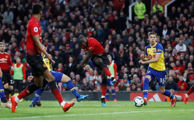 VIDEO: Lukaku cứ lòng tinh tế ghi bàn vào lưới Southampton