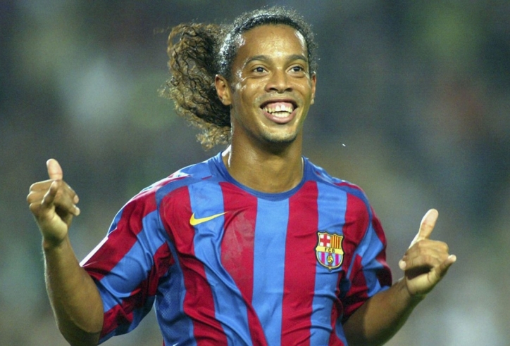 Sinh nhật tuổi 39, Ronaldinho và 11 khoảnh khắc kỳ diệu