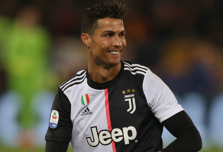 Ronaldo: 'Họ chỉ chờ tôi mắc sai lầm để phê phán'