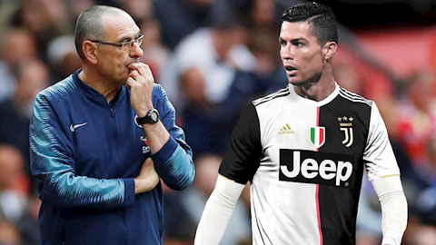 Chính thức ra mắt Juventus, HLV Sarri lập tức lấy lòng Ronaldo