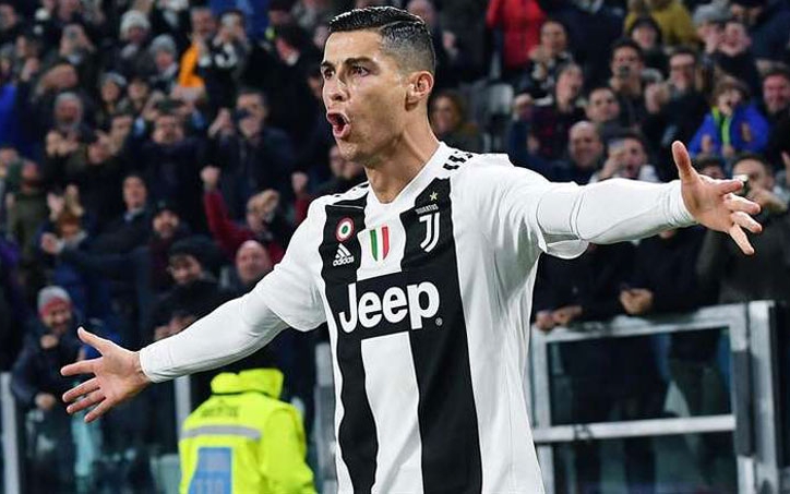 Ronaldo tiết lộ nguồn gốc kiểu ăn mừng nổi tiếng