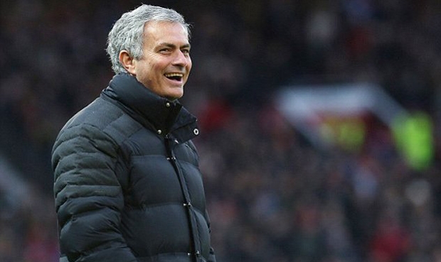 Điểm tin sáng 1/1: Mourinho nói gì sau trận thắng nhọc của MU?