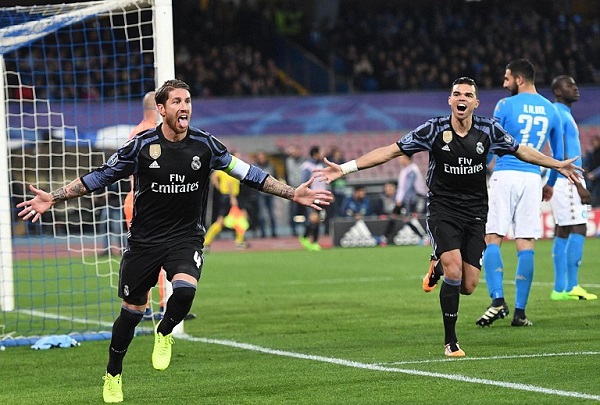 Ramos tỏa sáng, Real Madrid ngược dòng đánh bại Napoli