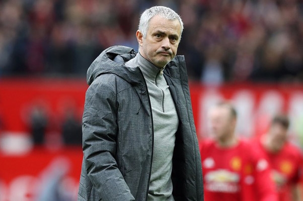 HLV Mourinho lần đầu tiên nói về cầu thủ ông sẽ chiêu mộ 