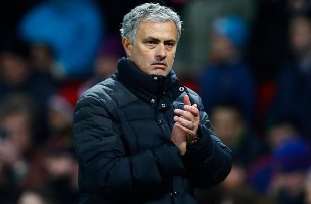 MU hòa trận 11 ở Ngoại hạng Anh: Mourinho kể tội 4 cái tên