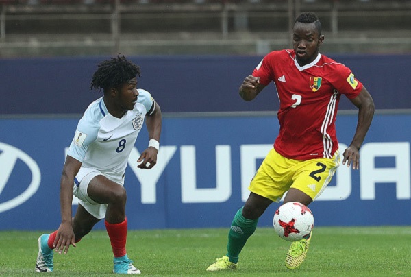 Hàng thủ phản lưới, U20 Anh để U20 Guinea chia điểm 