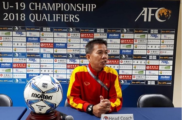 HLV Hoàng Anh Tuấn nói gì về trận đấu đầu tiên của U19 VN?