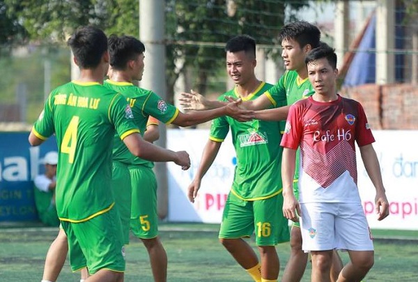 Vòng 2 Vĩnh Phúc League 2017: Tùng Ân Hoa Lư thắng nhọc