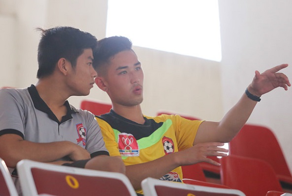 Tâm sự của một cầu thủ Việt kiều thất bại tại V.League