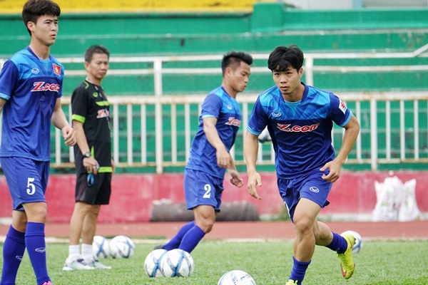 HLV Hữu Thắng lo lắng trước thềm vòng loại U23 châu Á