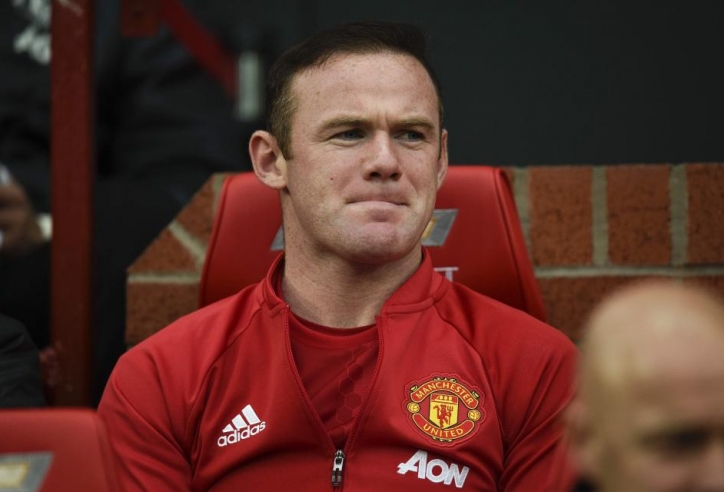 M.U dành cho Rooney hợp đồng có ‘1 không 2’