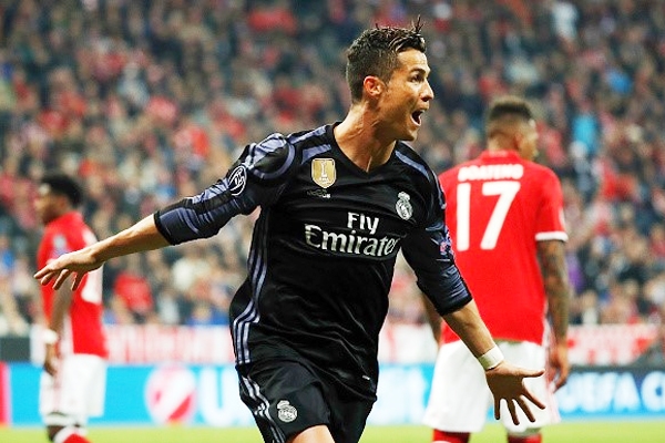 Ronaldo lập cú đúp, Real đá bại Bayern theo kịch bản bất ngờ