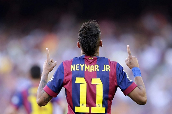 Neymar nói gì sau khi chính thức cập bến PSG?