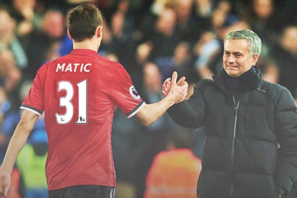Chuyển nhượng tối 3/11: Mourinho tiết lộ sốc vụ MU mua Matic