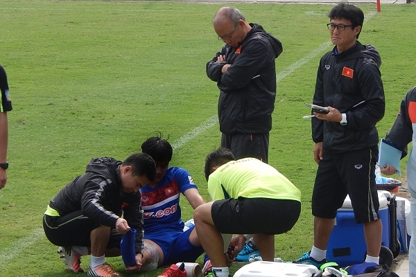 Dính chấn thương nặng, sao HAGL chia tay U23 Việt Nam
