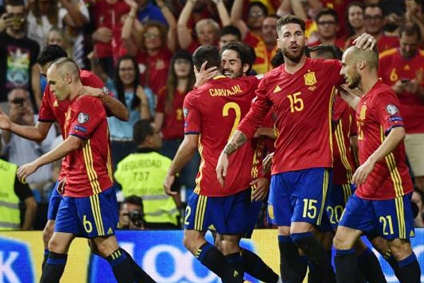 FIFA phán quyết nguy cơ Tây Ban Nha loại khỏi World Cup 2018