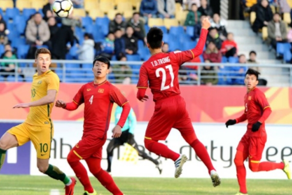 Xác định tương lai trung vệ U23 Việt Nam