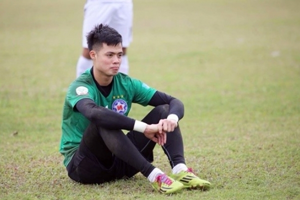 Thủ môn U23 Việt Nam nhận món quà cực ý nghĩa