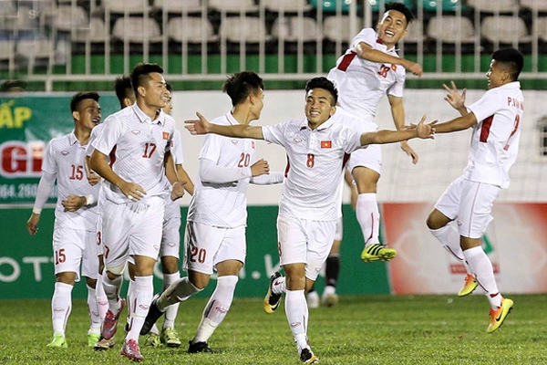 HLV Hàn Quốc nói điều khiến bóng đá Việt Nam mát lòng, mát dạ