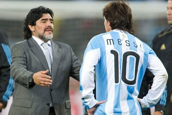 NÓNG: Messi được khuyên giã từ ĐT Argentina
