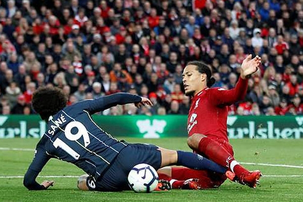 Trượt penalty, Man City kéo dài thất vọng trước Liverpool