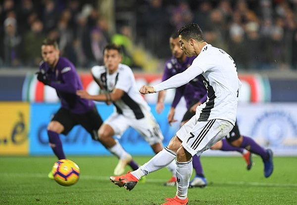 CR7 'nổ súng', Juventus thắng đậm Fiorentina