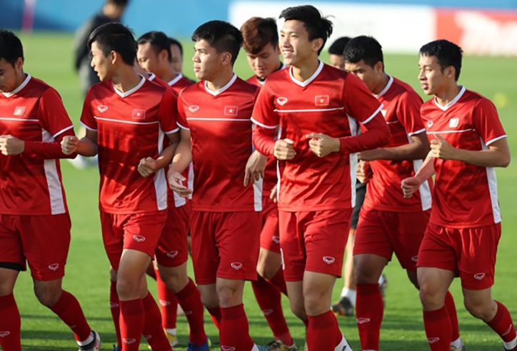 Báo châu Á khuyên Việt Nam đá 5-4-1 trước Nhật Bản