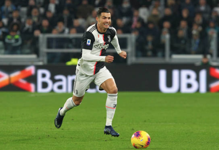 Ronaldo ‘xuống nước’ xin lỗi đồng đội tại Juventus