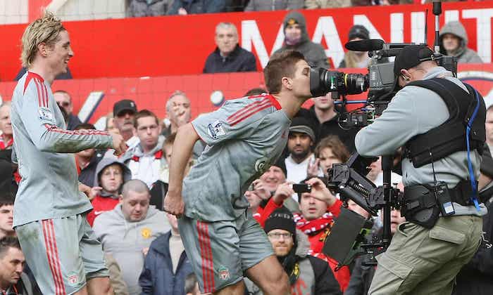 KÝ ỨC: Gerrard và Torres làm bẽ mặt Manchester United