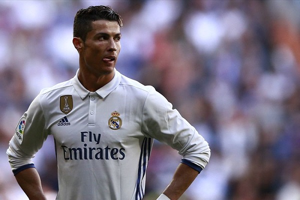 Ấn định ngày Ronaldo ra tòa vì trốn thuế