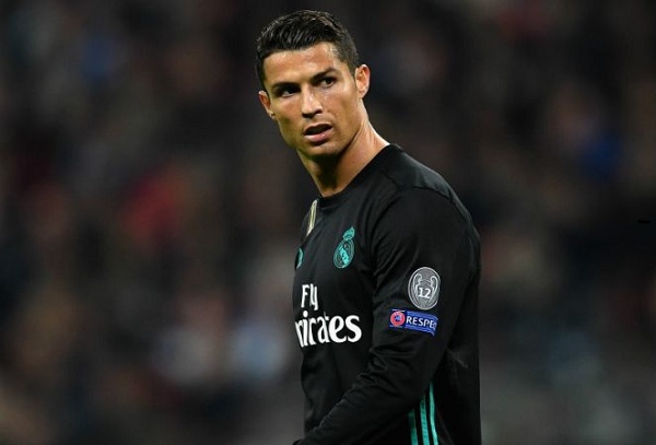 Thua sốc Tottenham, Ronaldo xác nhận sẽ rời Real Madrid?