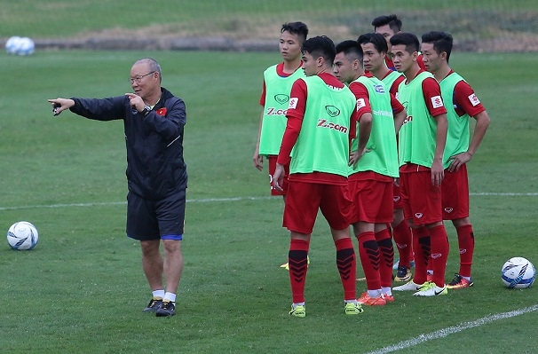 U23 Việt Nam thời HLV Park Hang Seo sẽ đá đội hình 'rất lạ'