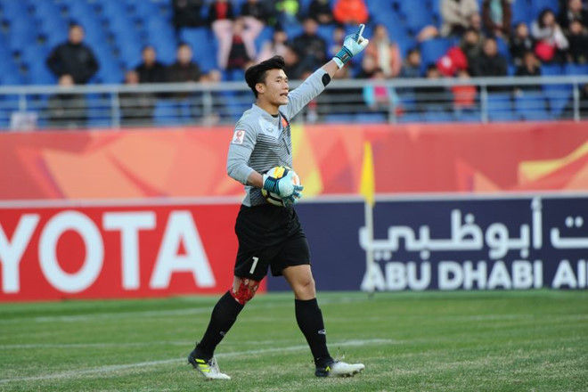 Báo Qatar ngả mũ thán phục tài năng của thủ môn U23 Việt Nam