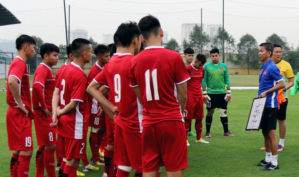 CHÍNH THỨC: HLV Hoàng Anh Tuấn công bố 23 cầu thủ U19 VN đá giải U19 ĐNÁ