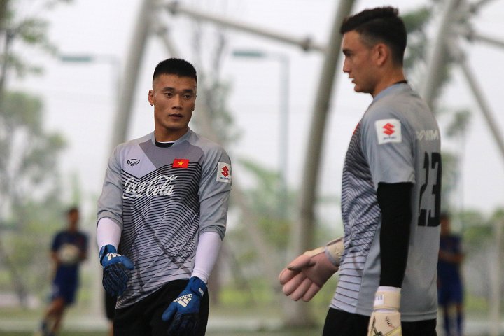 HLV Lê Thụy Hải chỉ ra thủ môn sẽ bắt chính cho U23 Việt Nam