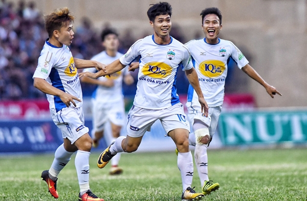 ĐT Việt Nam vô địch AFF Cup giúp HAGL đứng hạng 4 thế giới