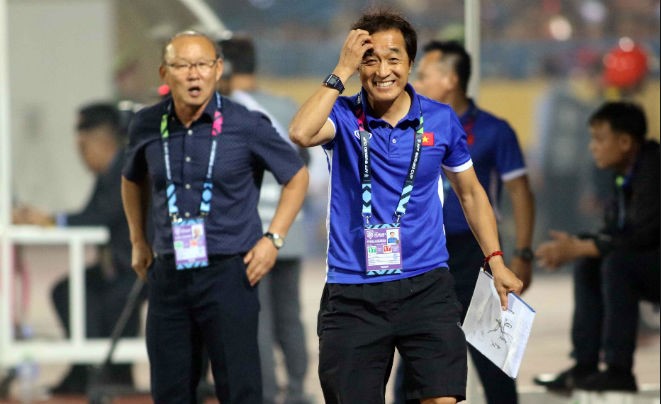 Trợ lý HLV Park: 'Việt Nam sẽ vượt thành tích Thái Lan ở VL World Cup'