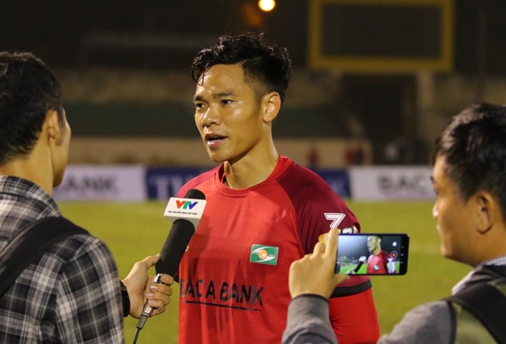 VIDEO: Nguyên Mạnh cứu thua xuất sắc nhất vòng 1 V.League