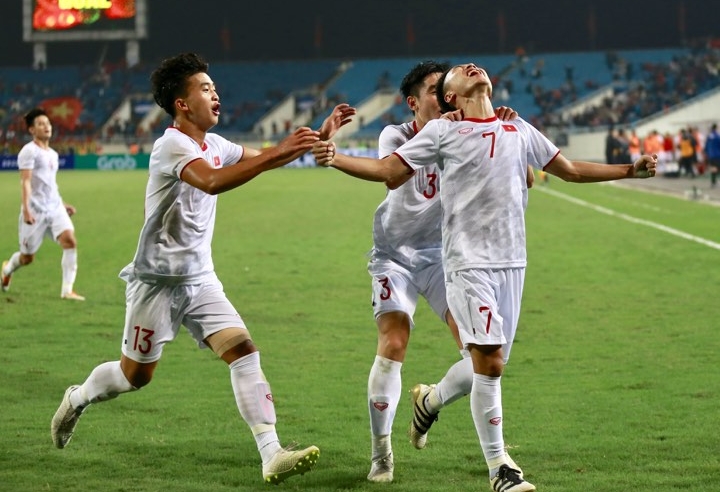 U23 Việt Nam vượt qua Indonesia bằng bàn thắng ở phút 90+3