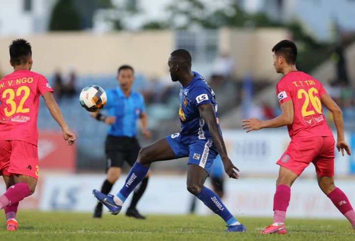 VIDEO: Pha làm bàn đẳng cấp thế giới đi vào lịch sử V.League