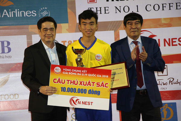 Young talent Tran Cong Minh scores a hattrick in U19 tournament